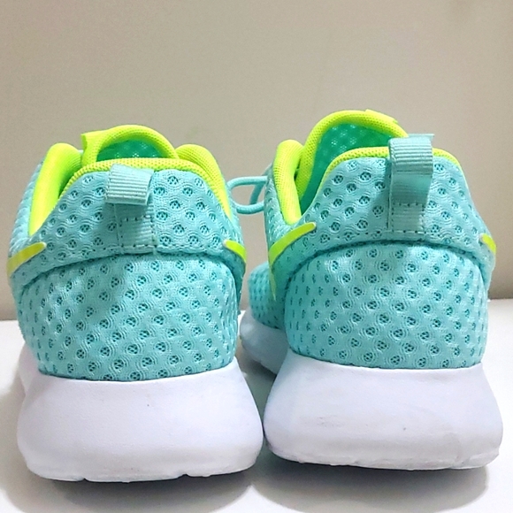 Nike sneakers - Picture 2 of 4